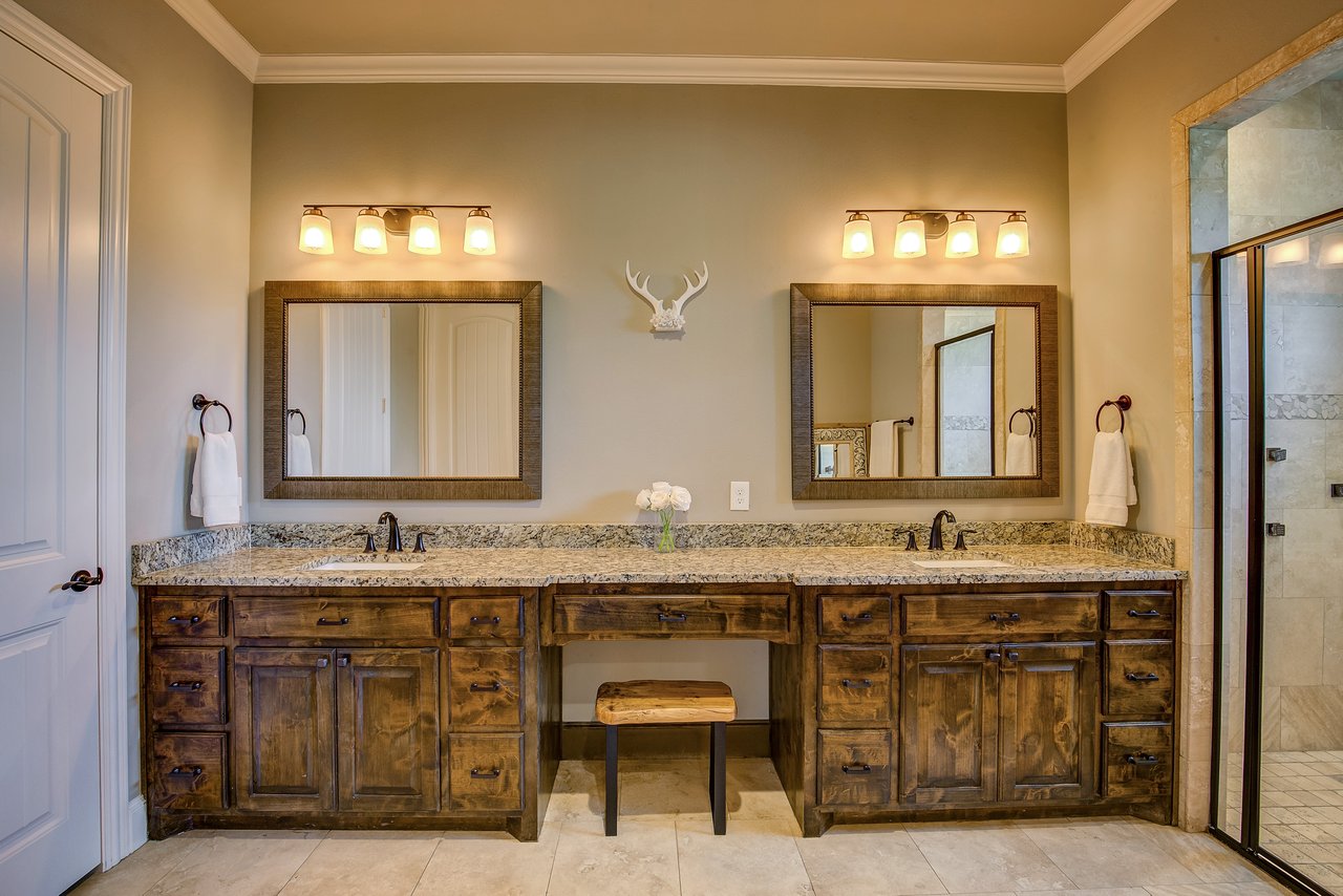 552 Horseshoe Bend