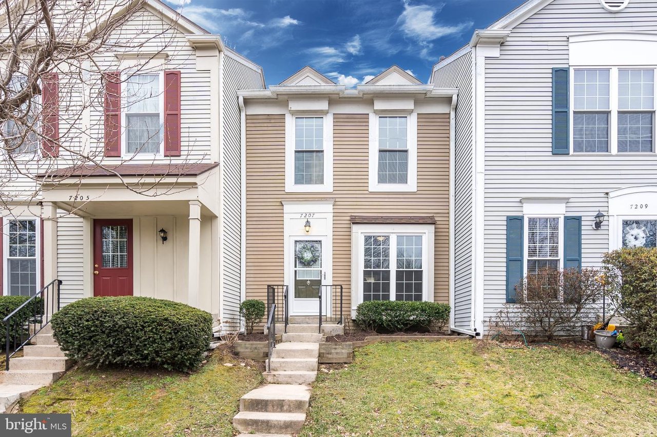 7207 Parsons Ct, Alexandria, VA 22306