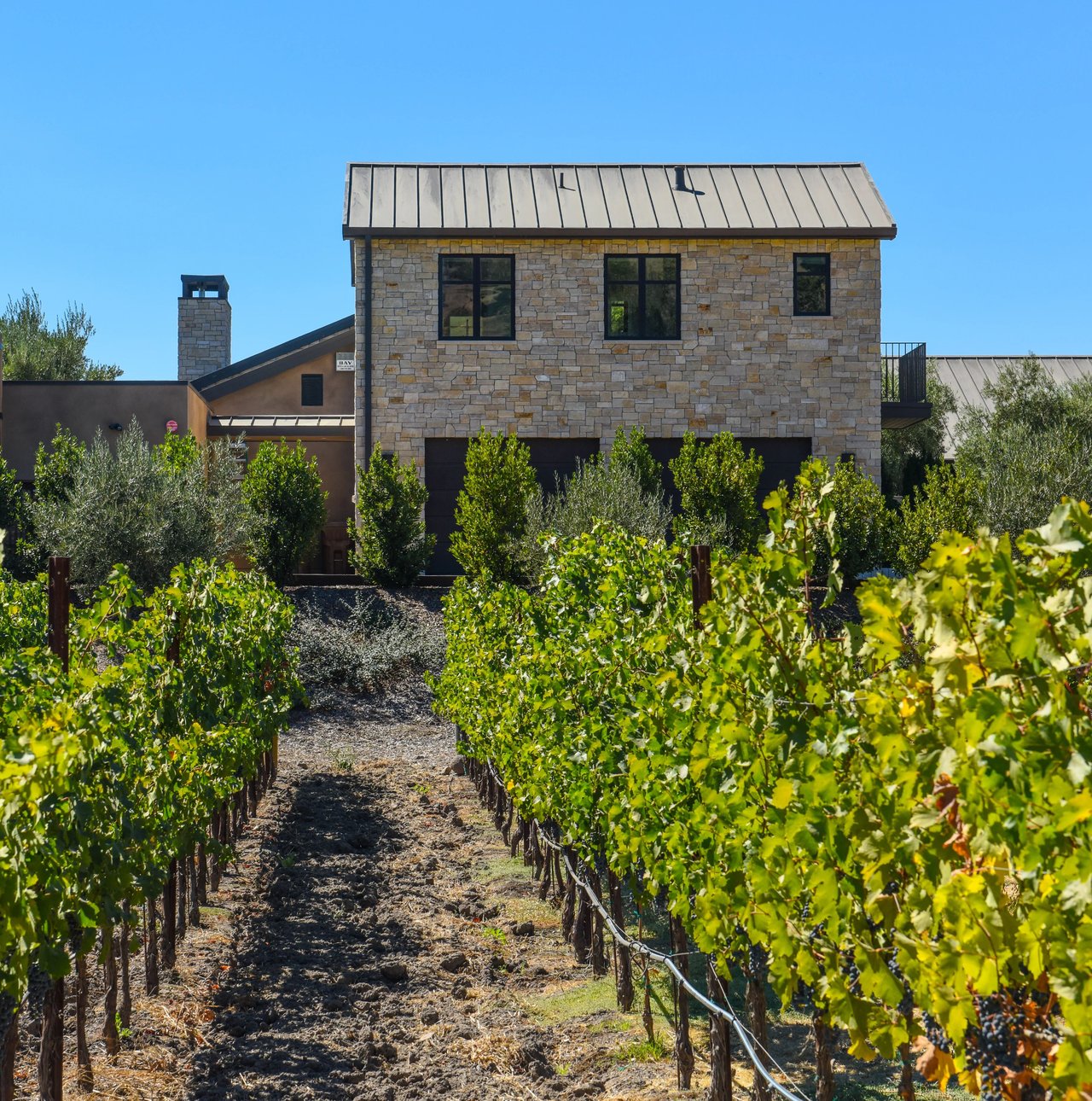 Tips for Preparing a Country Property for the Market