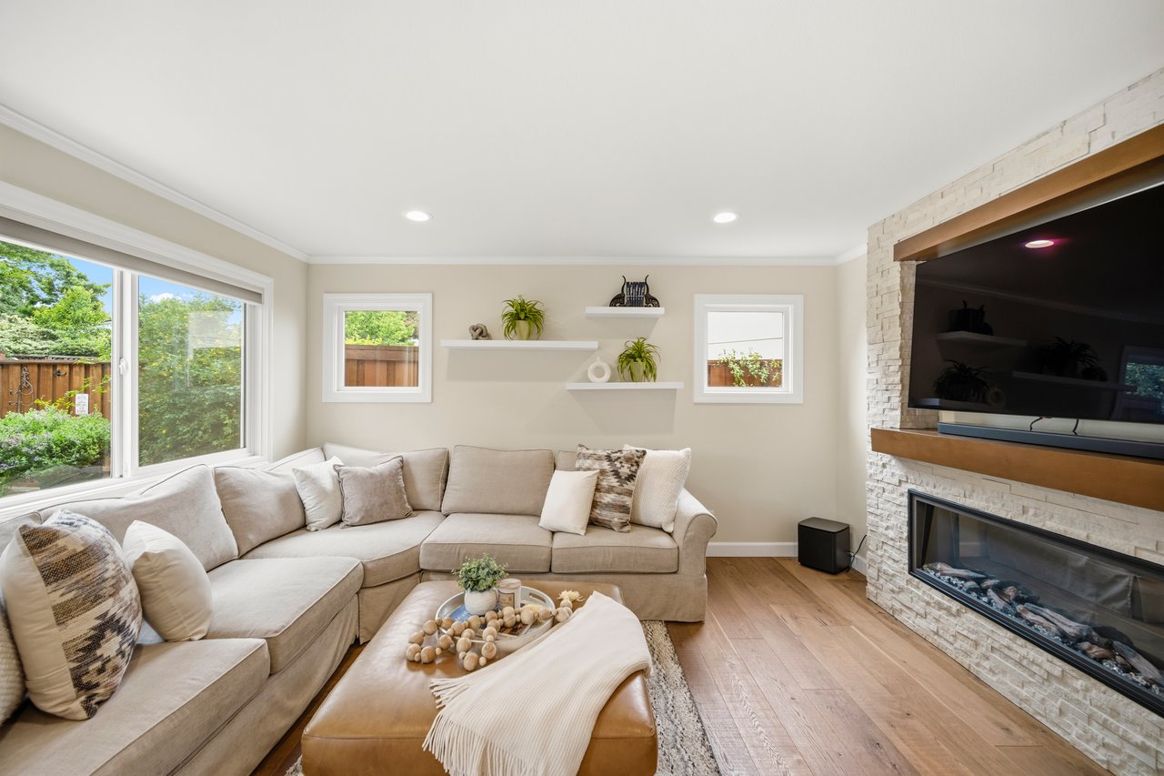 Del Prado Pleasanton Home with Pool, Expanded Living Space and Court Location