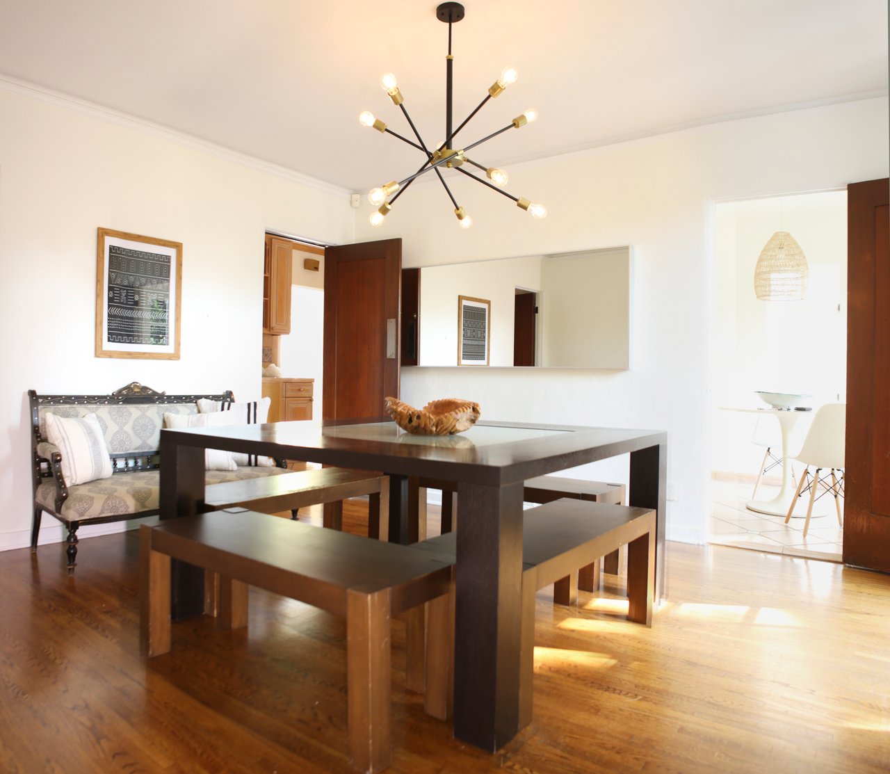 Casa Serena, N La Peer Dr, 90048