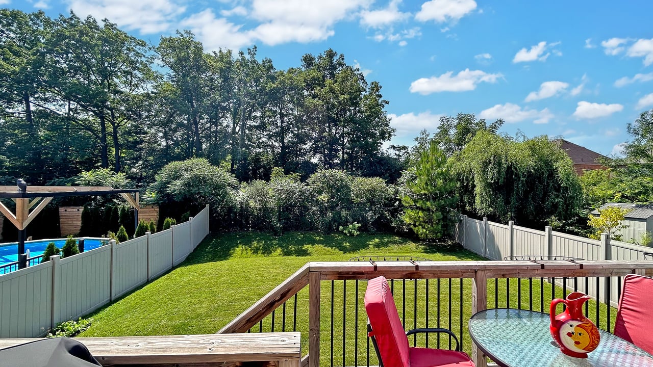 559 Valley Vista Dr