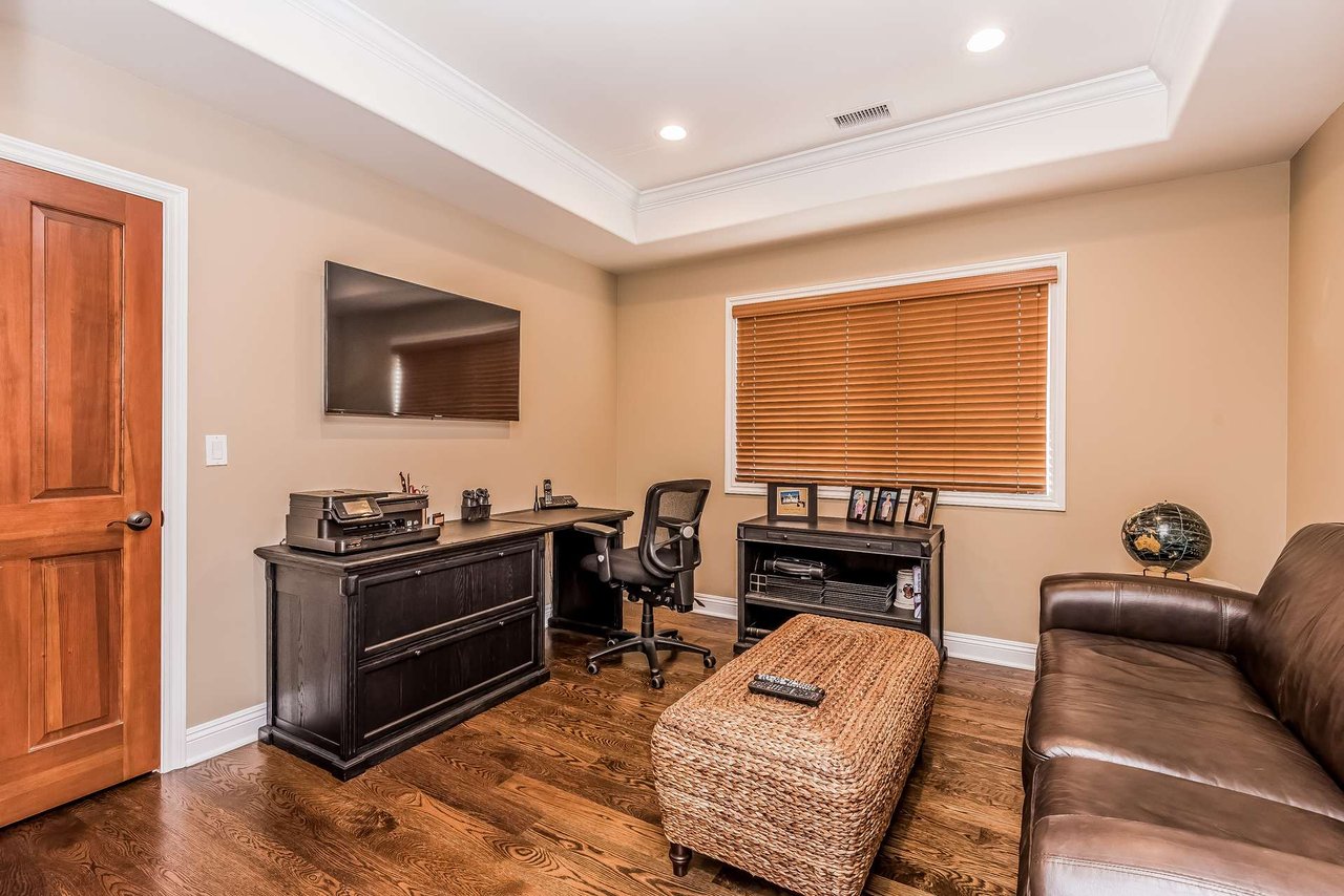 Beautiful Dennis Maloney Built Home