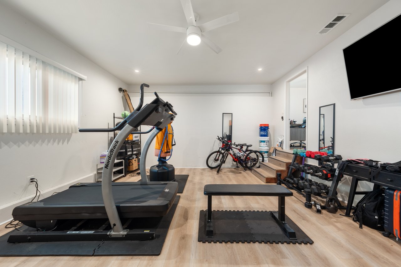 5215 Emporia Ave