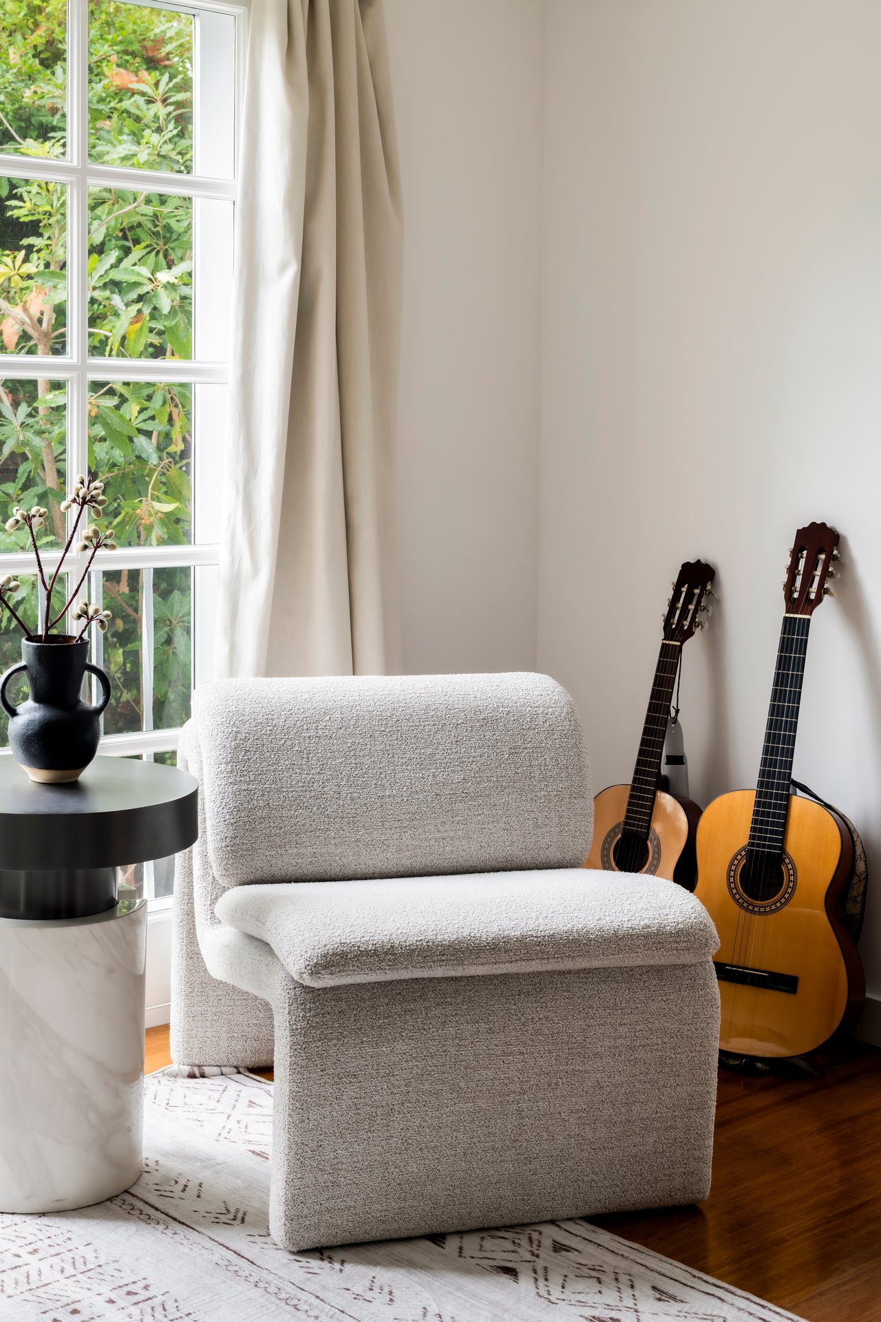 2745 La Cuesta Dr, Hollywood Hills