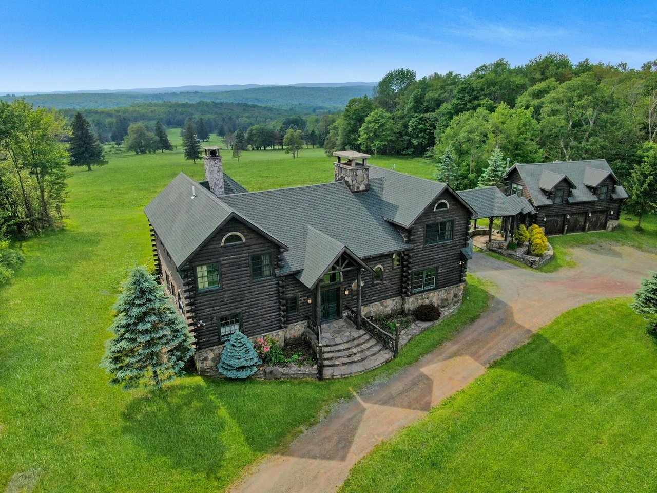 Burt's Lodge