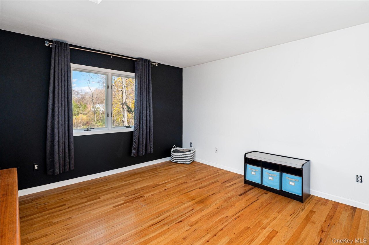 468 Peekskill Hollow Rd