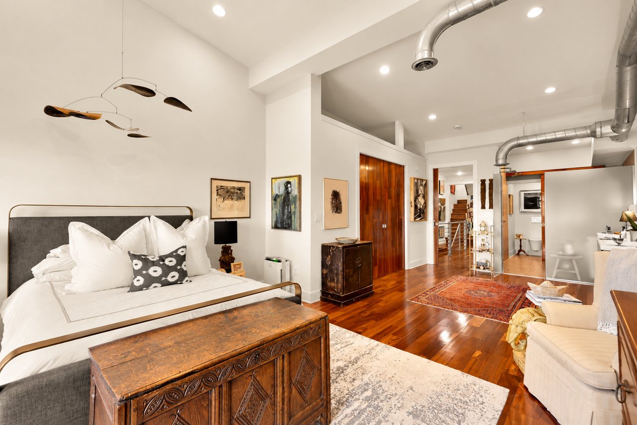 2419 1st Street NW Unit 2