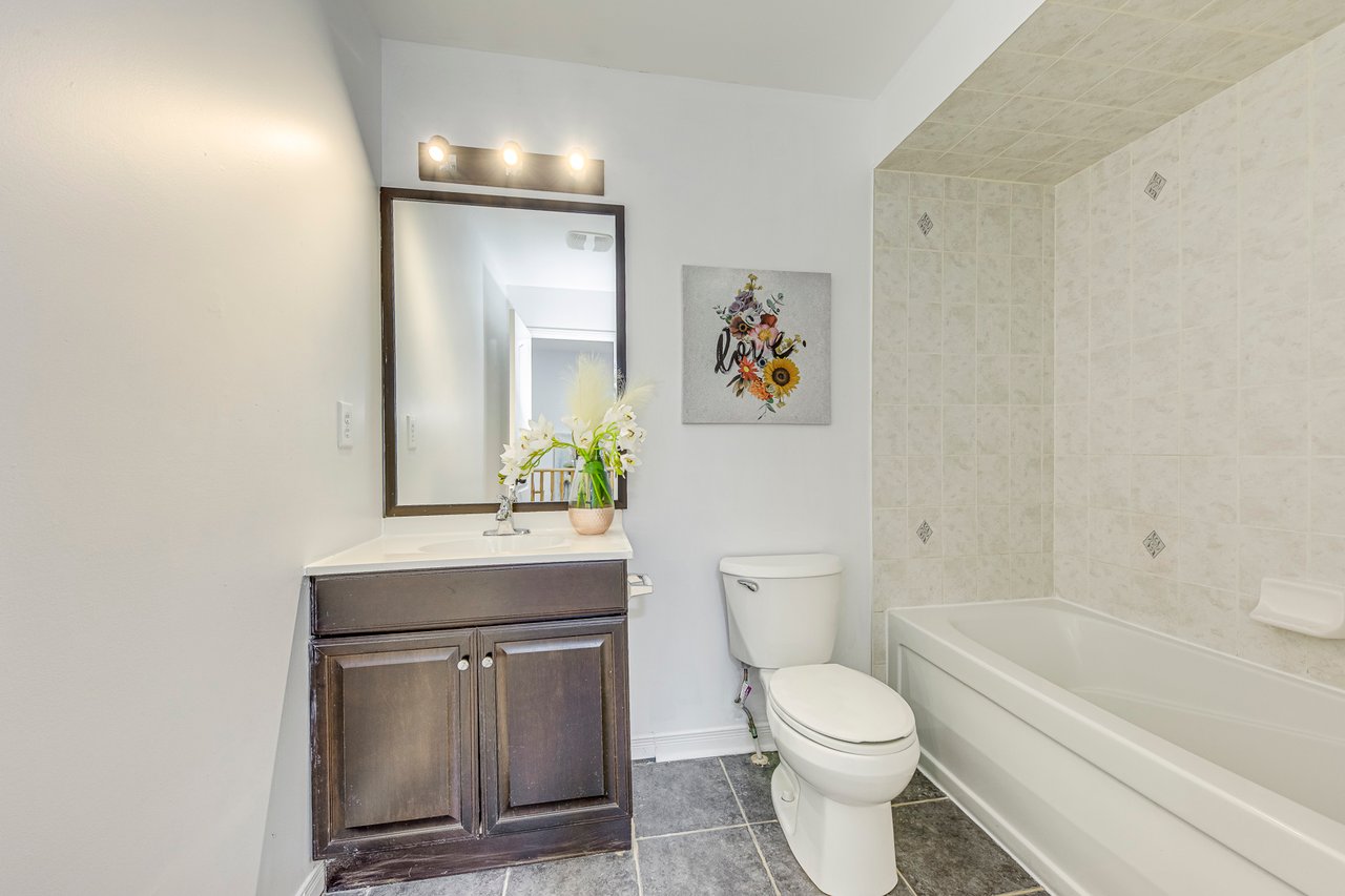 2281 Stone Glen Cres