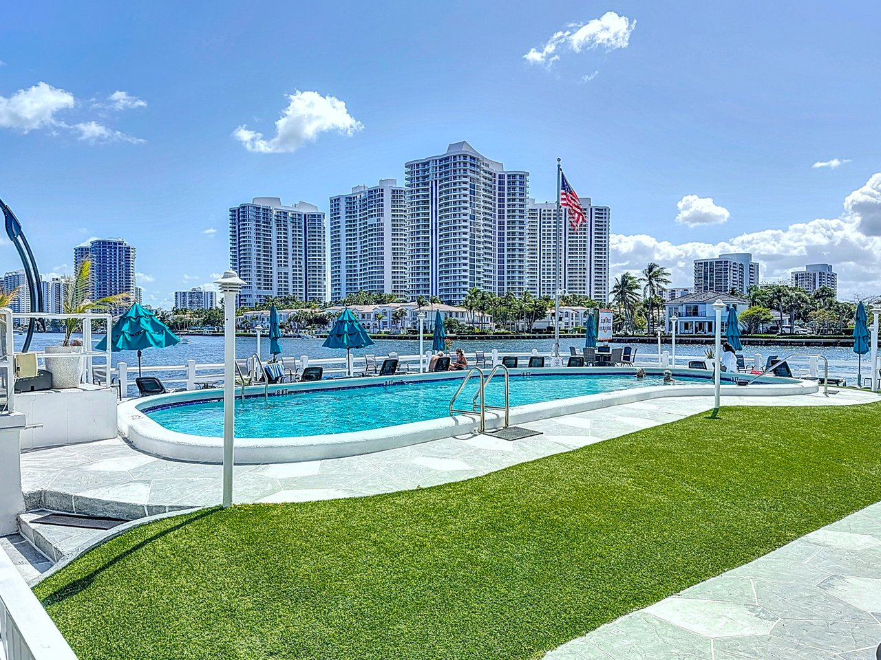 3209 S Ocean Dr # 6O