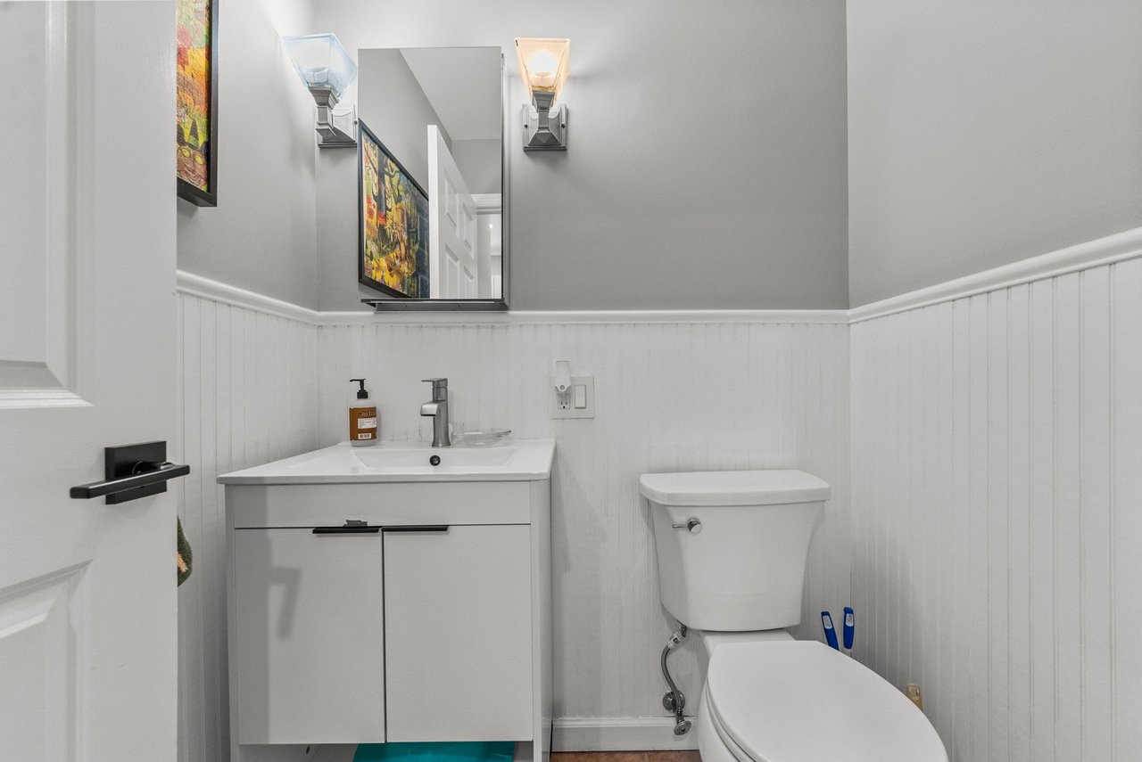 200 Hillside Ave, River Edge, NJ 07661
