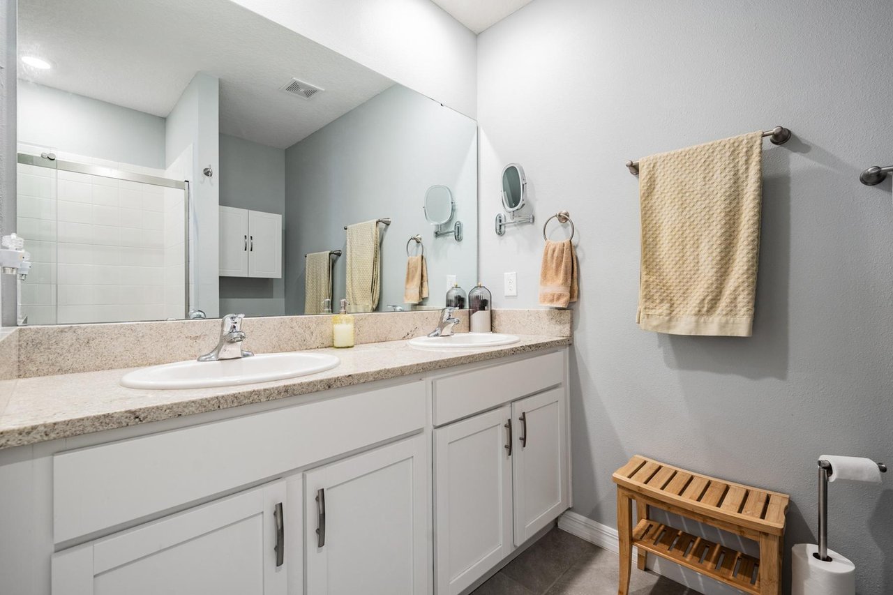 Turnkey Oasis in Epperson Lagoon