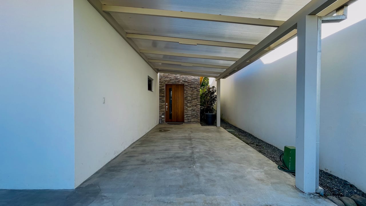 Turnkey 2-Bedroom Rental Property in a Private Community – Prime Investment Opportunity in Costa Rica!