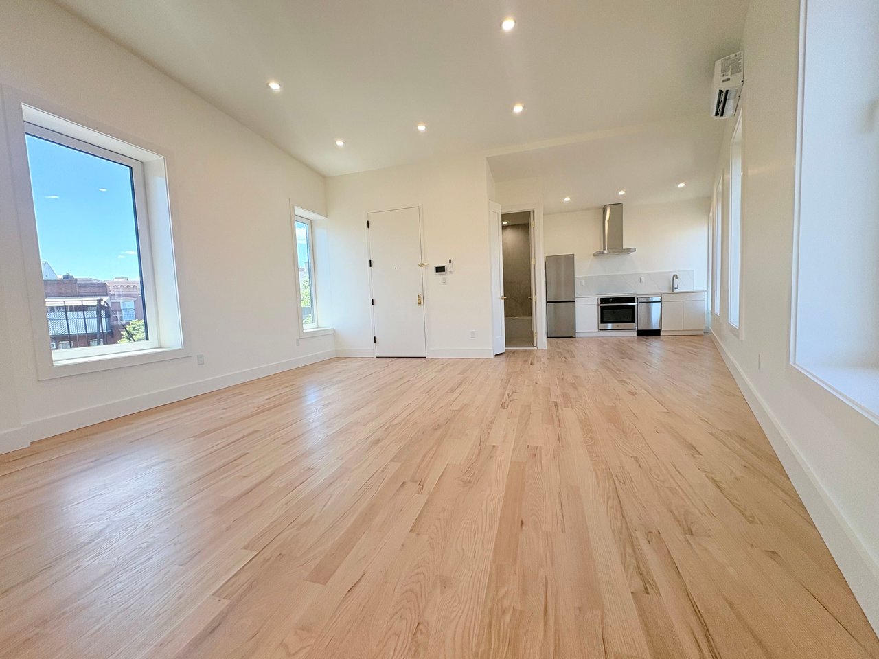394 Broadway 4
