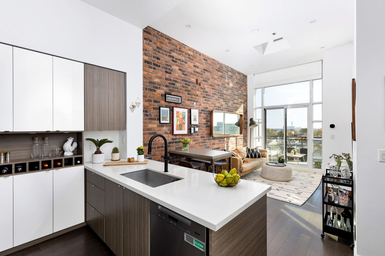 Leslieville Loft Penthouse with Stellar Sunsets