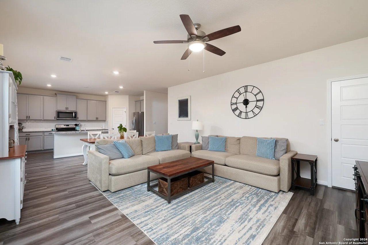3051 Mondavi Crst