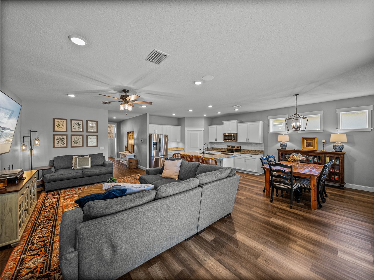 12492 EASTPOINTE DR