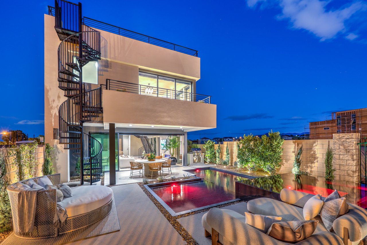 4077 Heron Fairway Dr