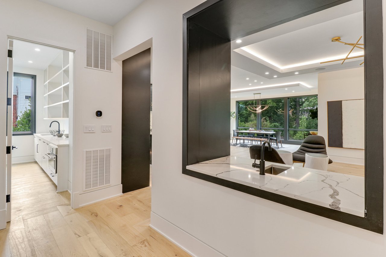 	  	1138 Basil Rd, Mclean, VA 22101