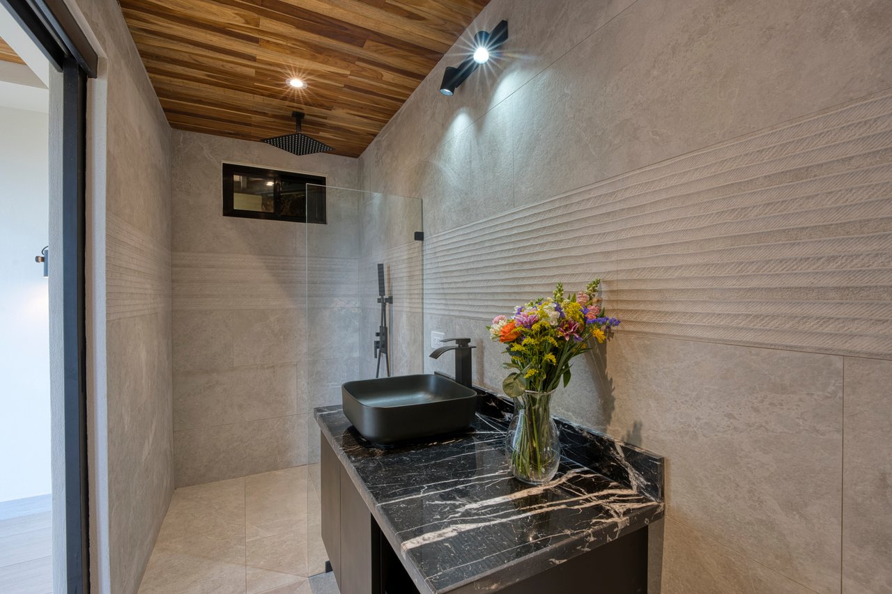 Casa Pinto, Gated Community, Extra Building Pad