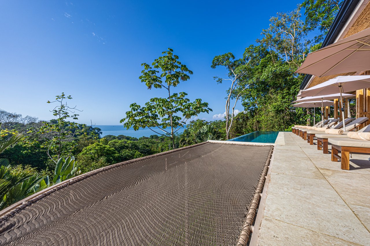 Luxury Hotel Boutique with Ocean Views | Walking distance to the beach | 13.2 Acres