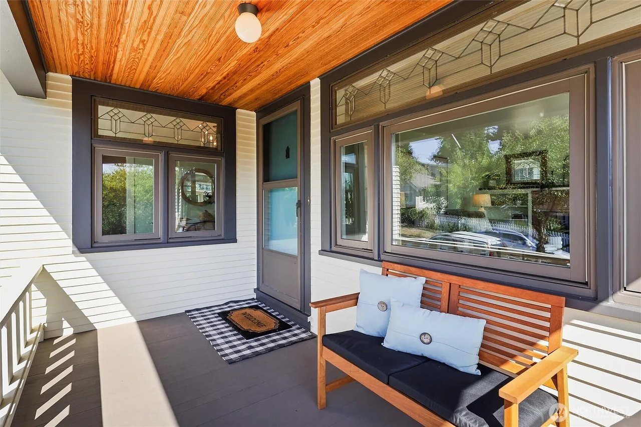 3901 Bagley Avenue N