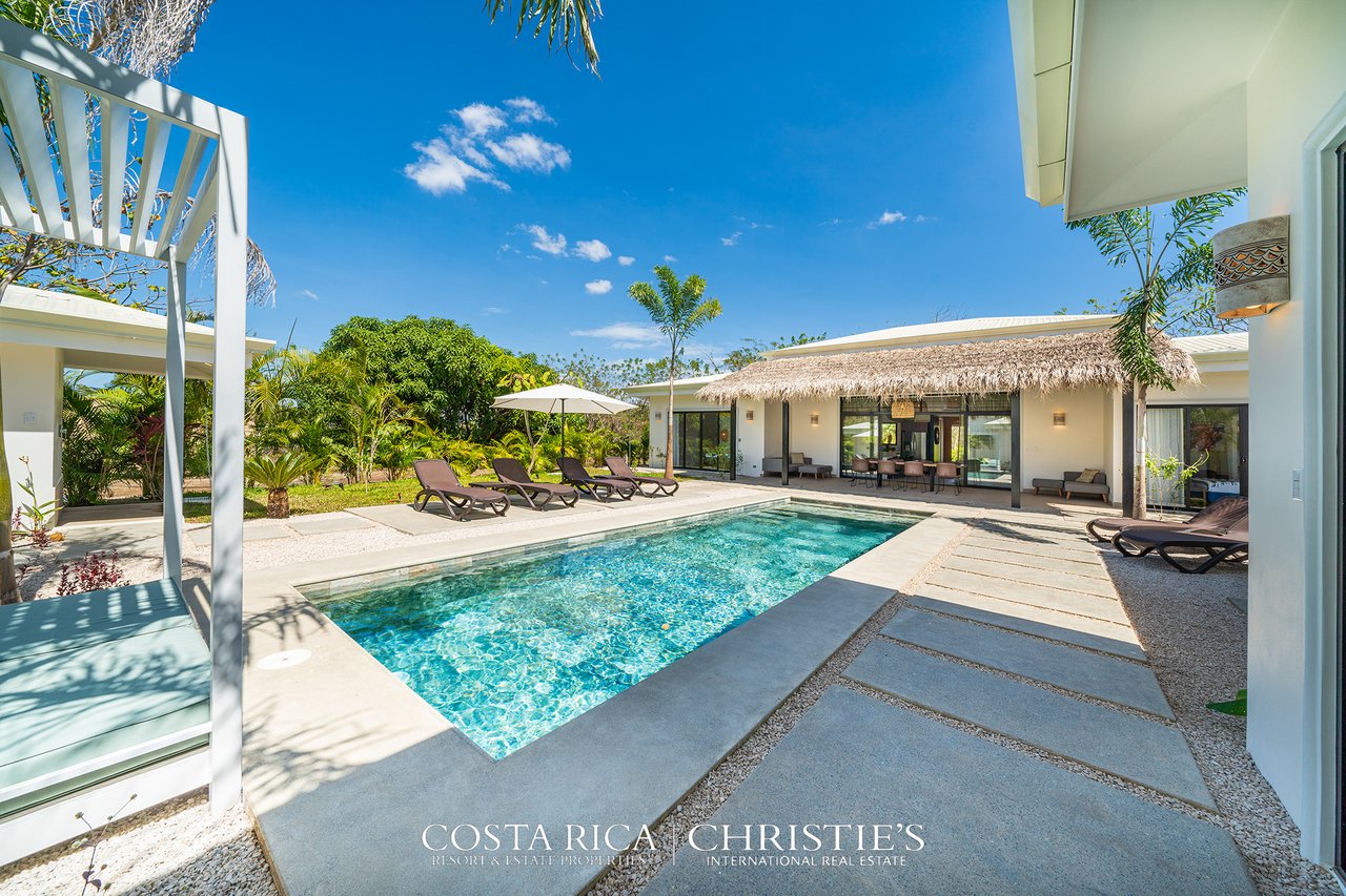 Luxury Coastal Estate in Tamarindo: The Oasis Residence