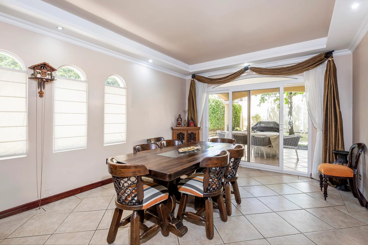 Private Pool Main Suite Residence, Santa Ana, San Jose