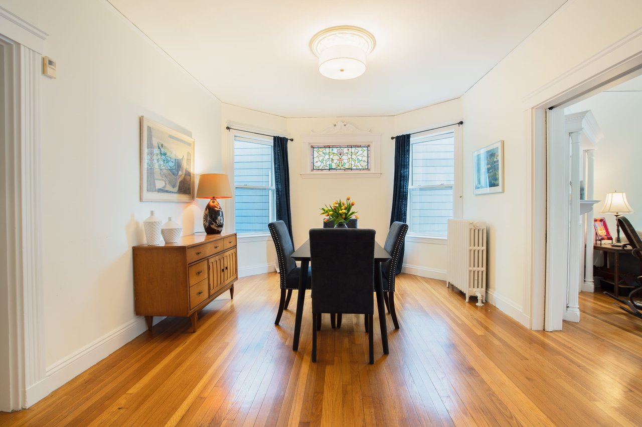 27 Paul Gore St. Unit: 1