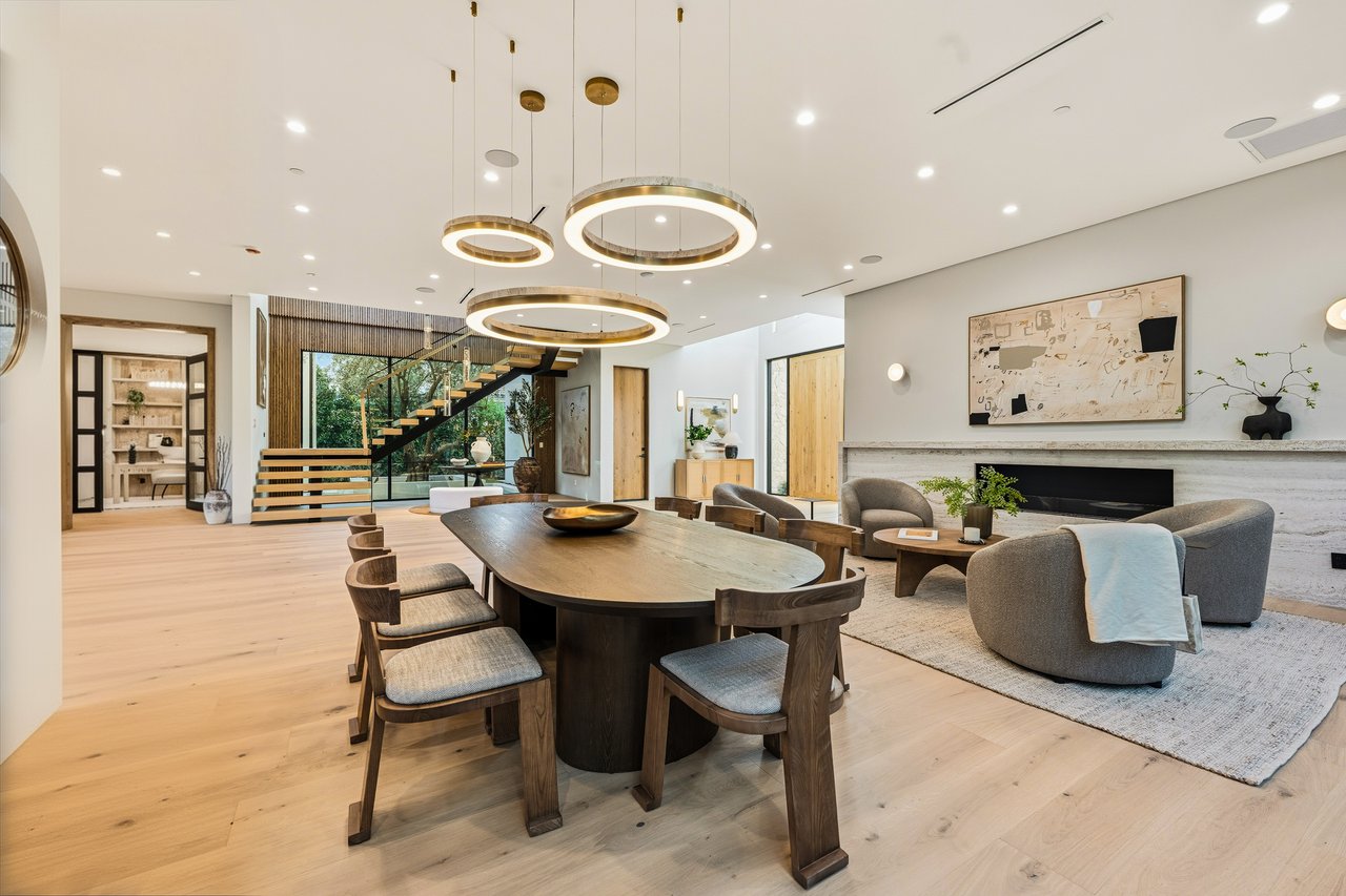 4816 Oak Park Avenue