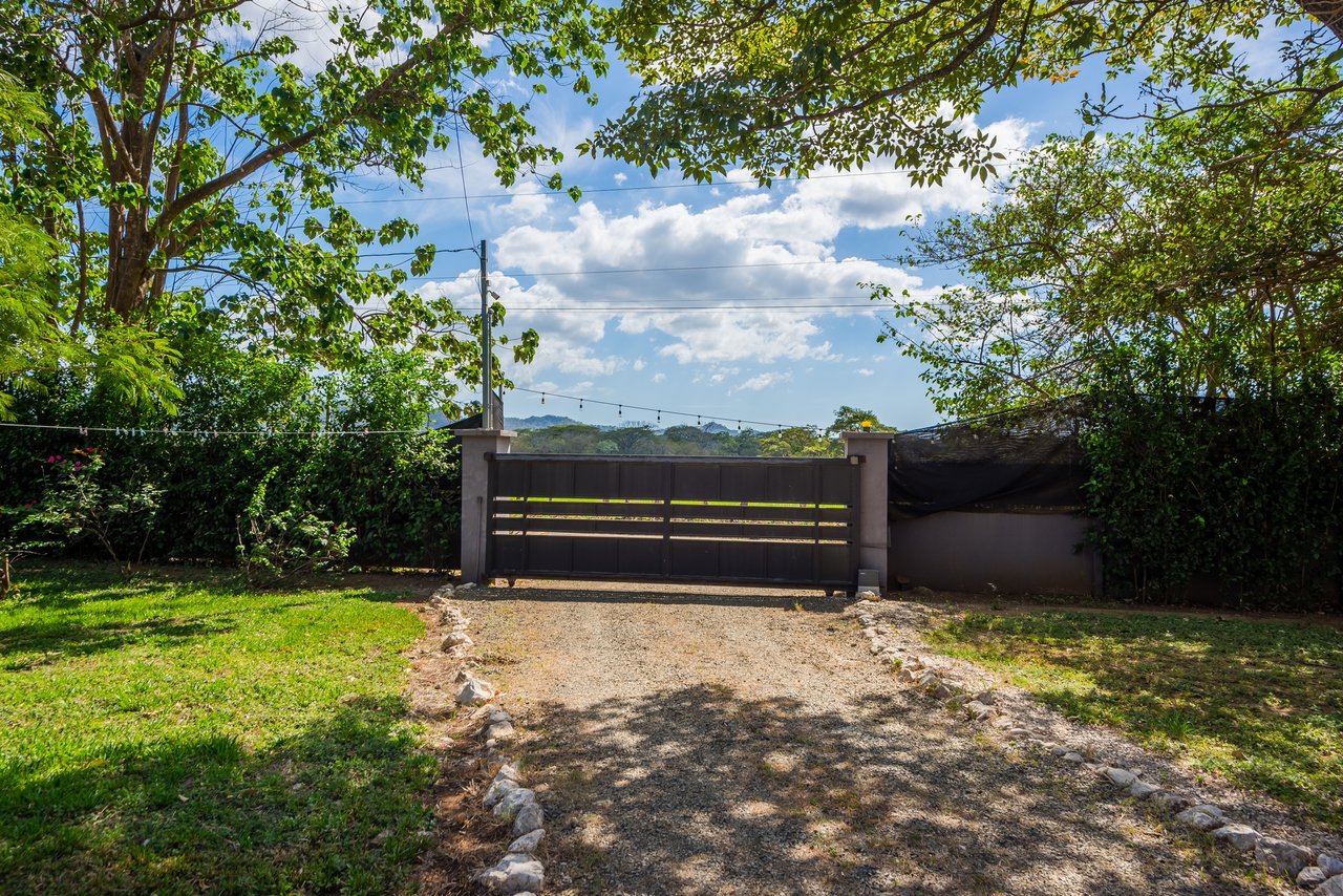 V-Stella Ju | House with Pool and Mixed-Use Land for Sale Near Finca Panamá, Costa Rica