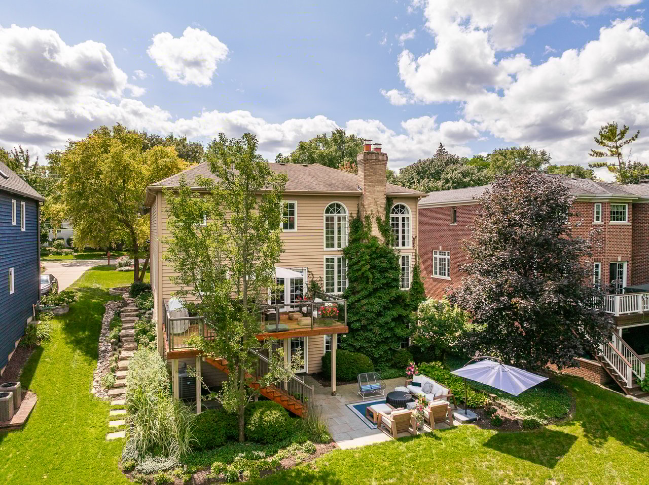 1950 Elmore Ave, Downers Grove