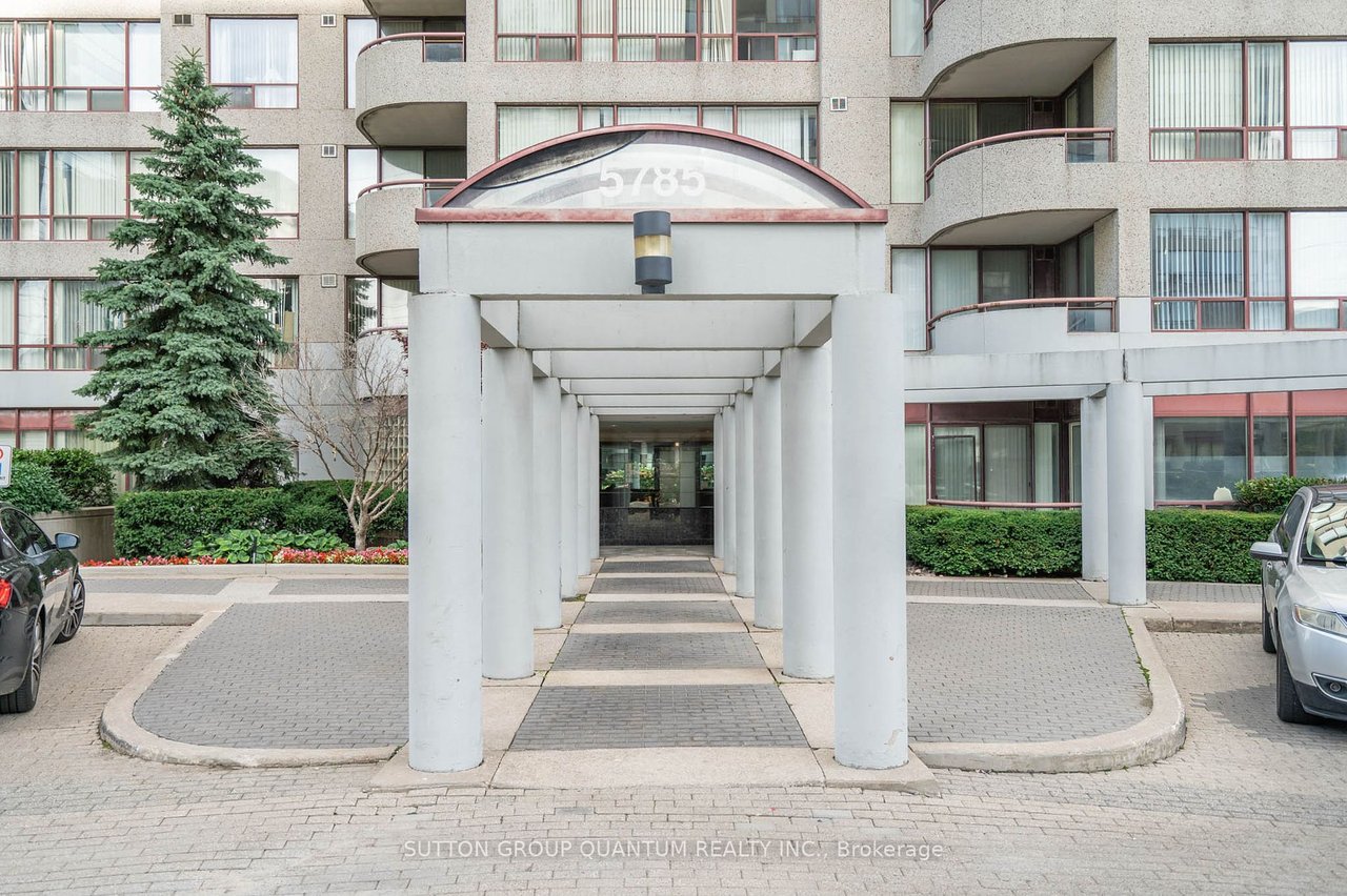 5785 Yonge St Ph 603