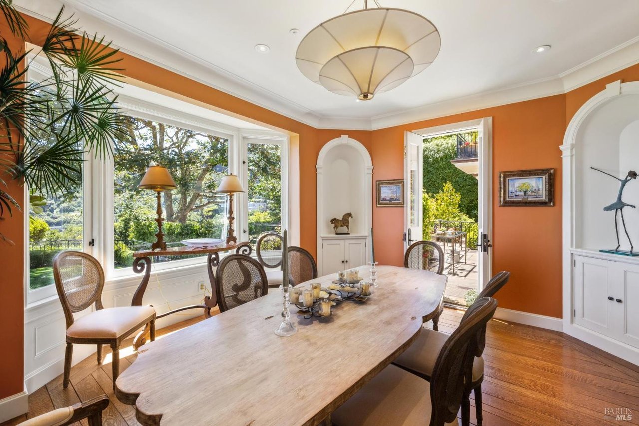 615 Sausalito Blvd
