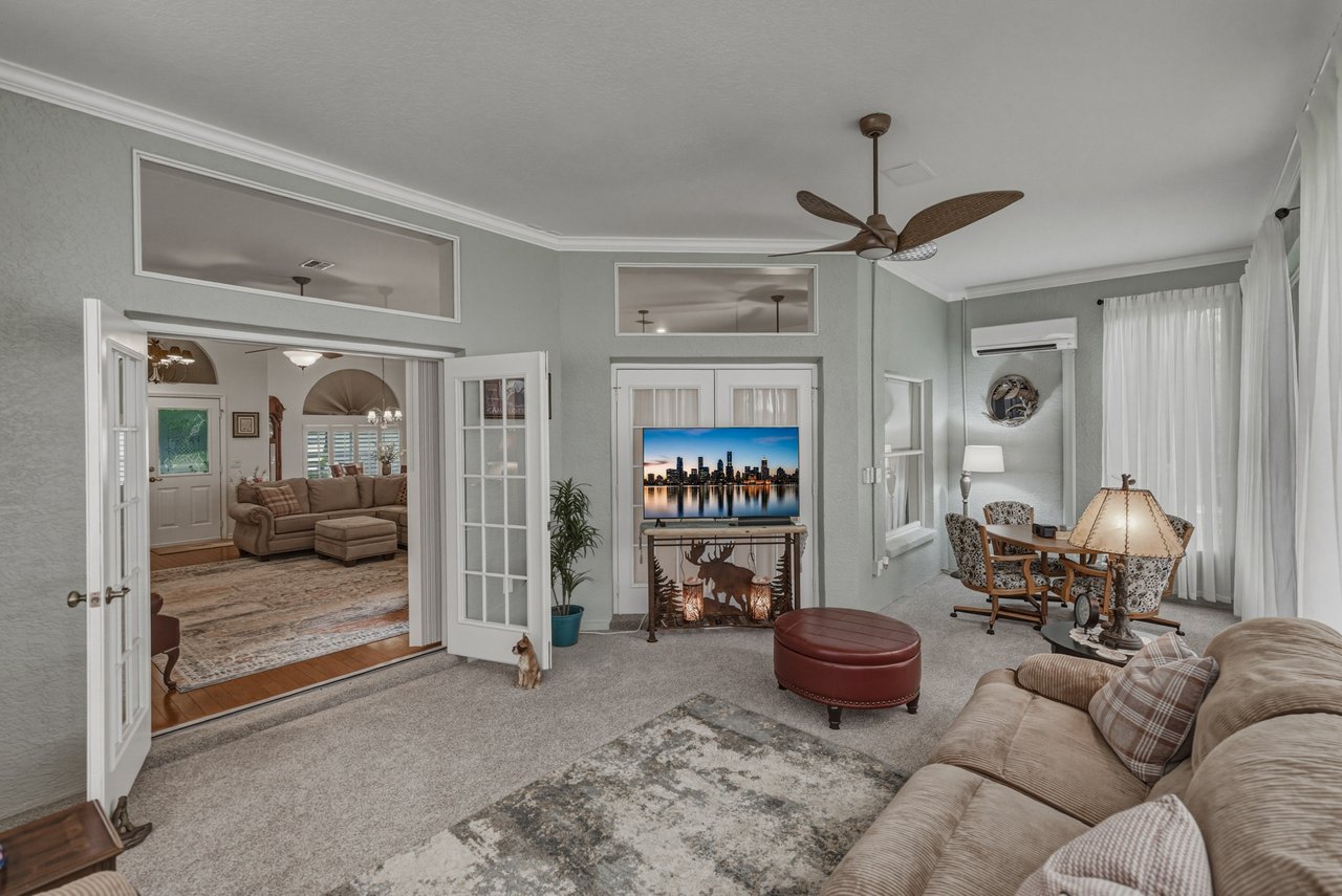 12215 WOODLANDS CIR