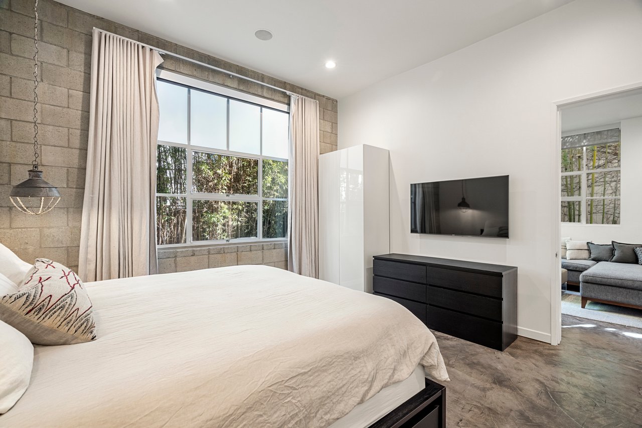710 N Orlando Ave Unit: 104, West Hollywood
