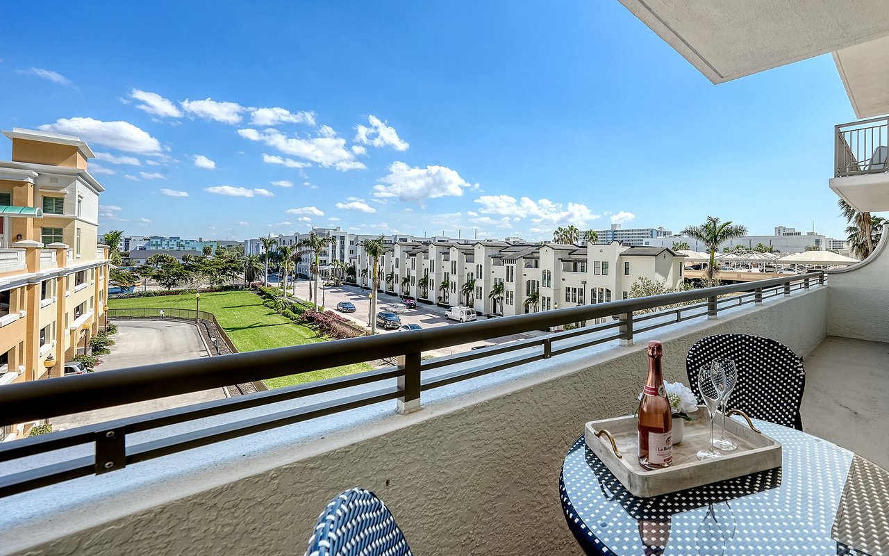 800 N. Tamiami Trail #312