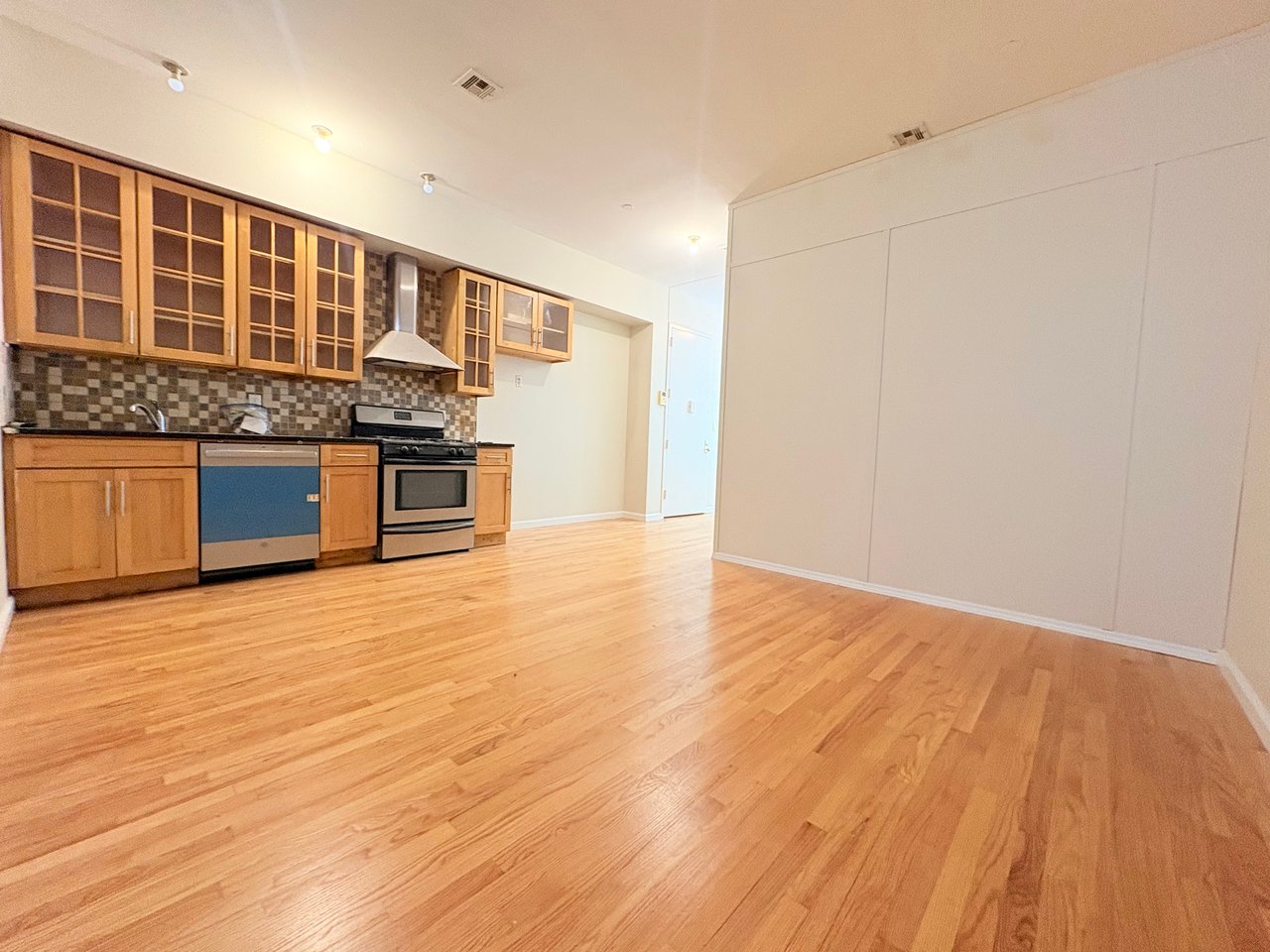 18 Goodwin Place 1A