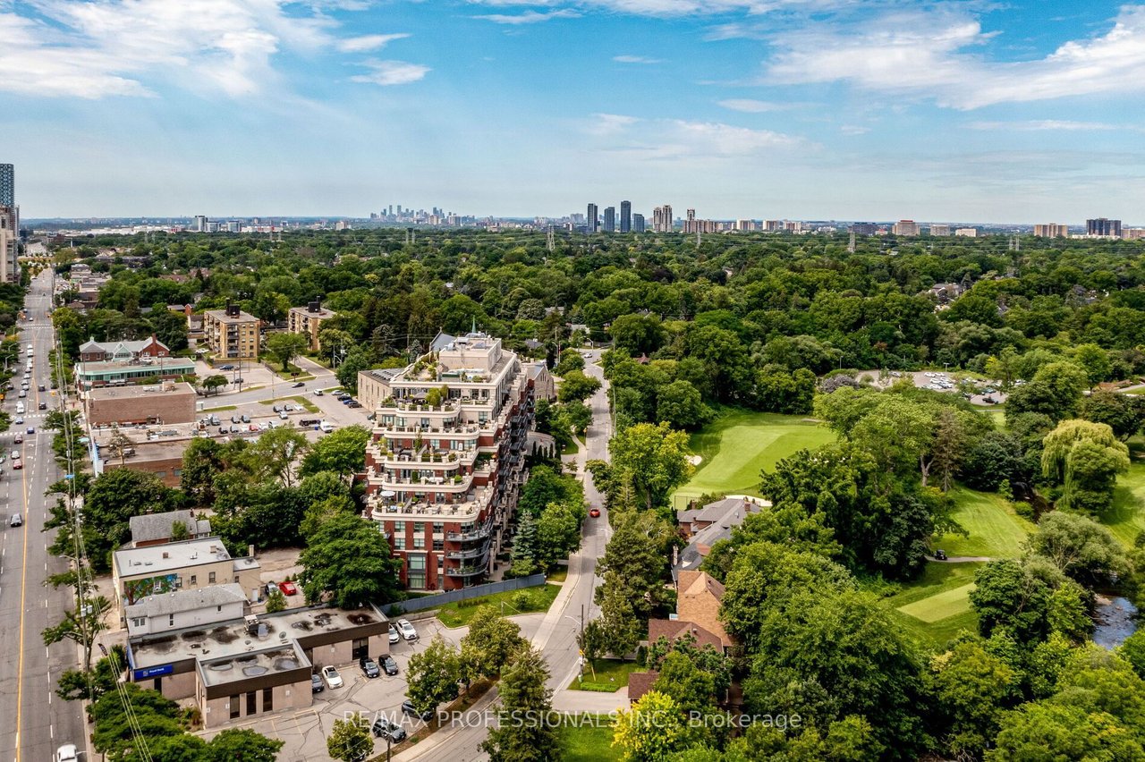LOWER PENTHOUSE LUXURY 