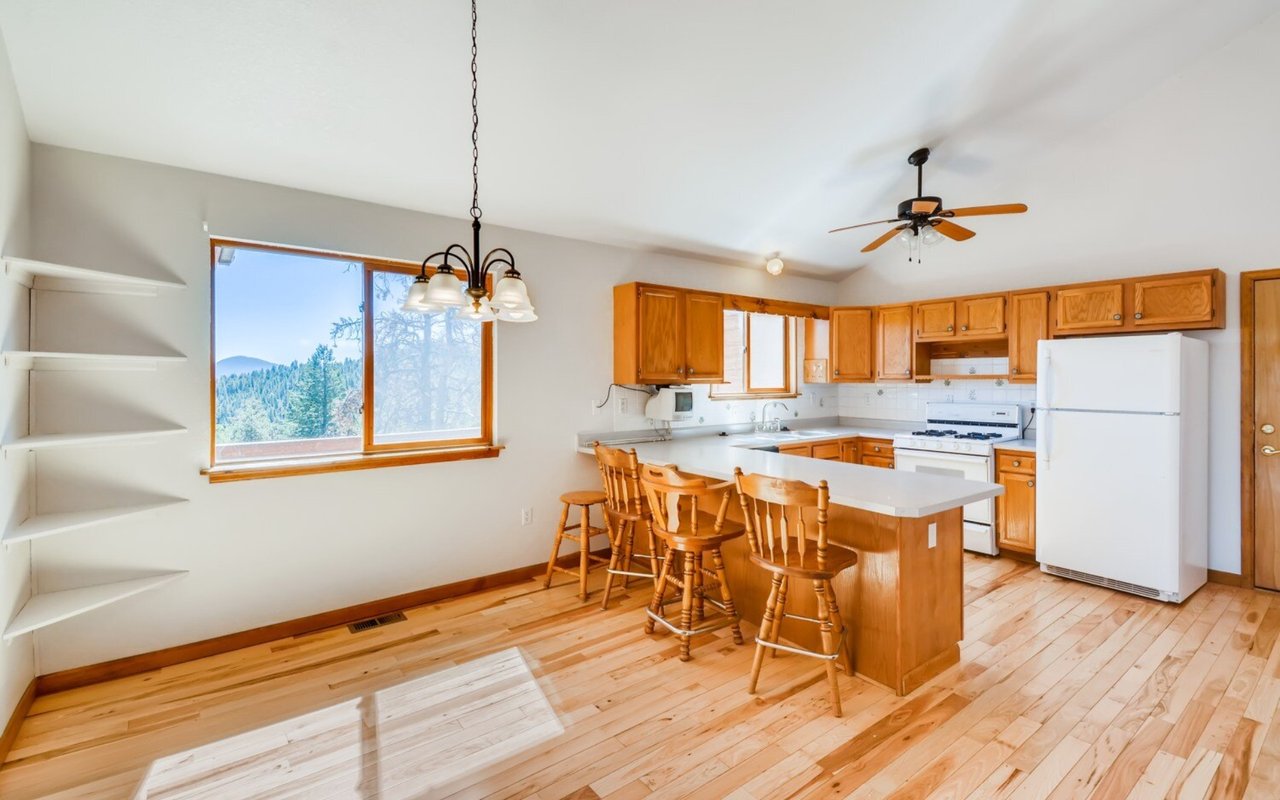 Just Listed: Updated Mountain Refuge in Bailey