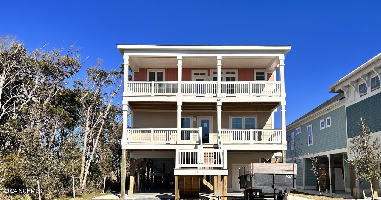 514 W Pelican Drive