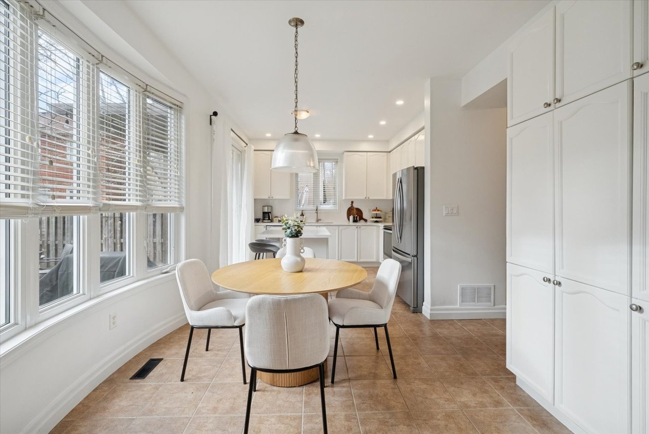 77 Fred Silvester rd