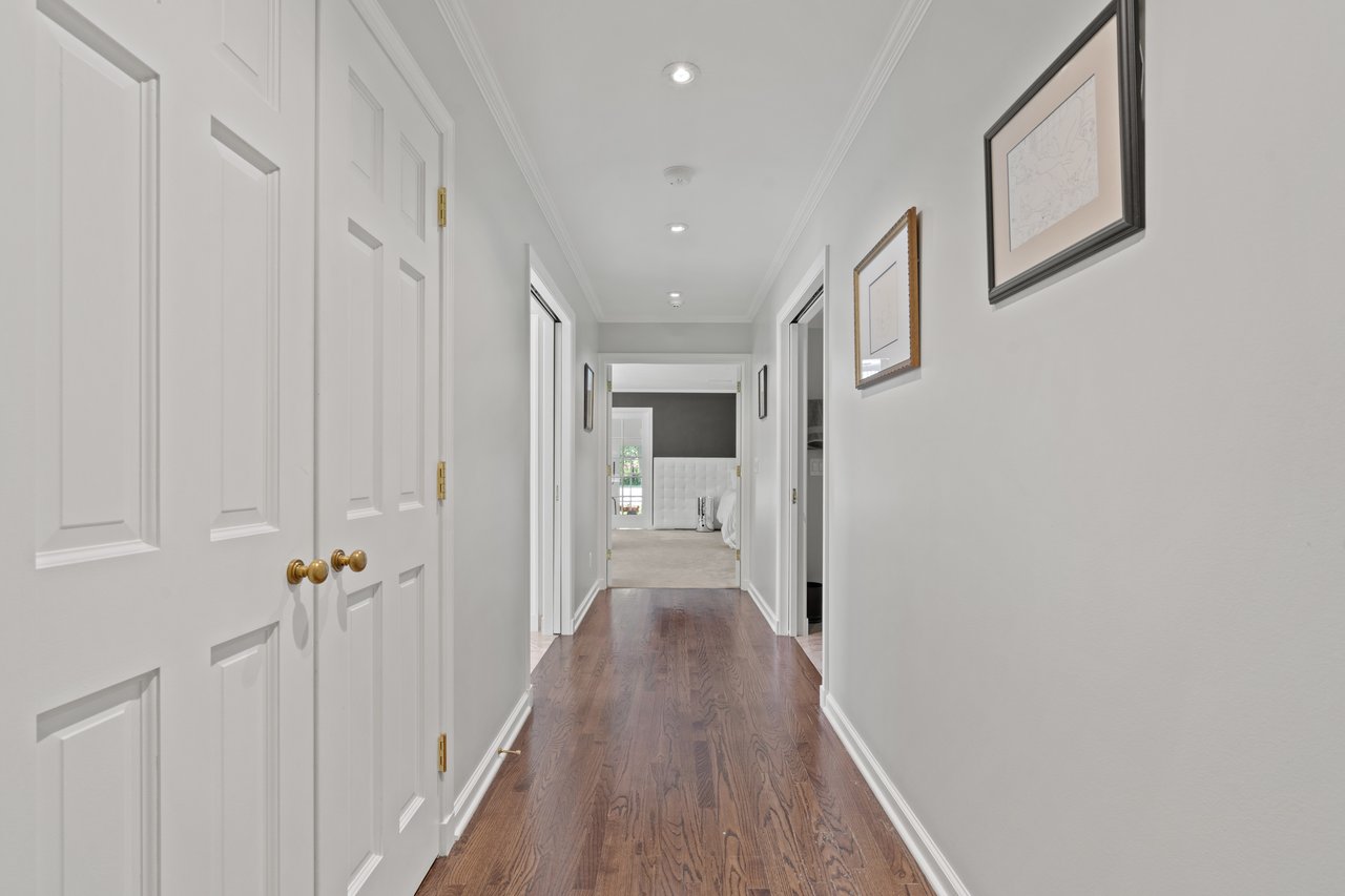 345 Woodridge Road