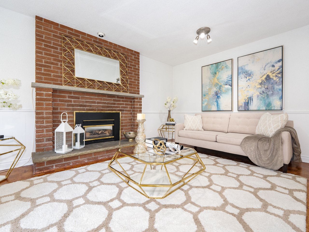 18 Whitman St