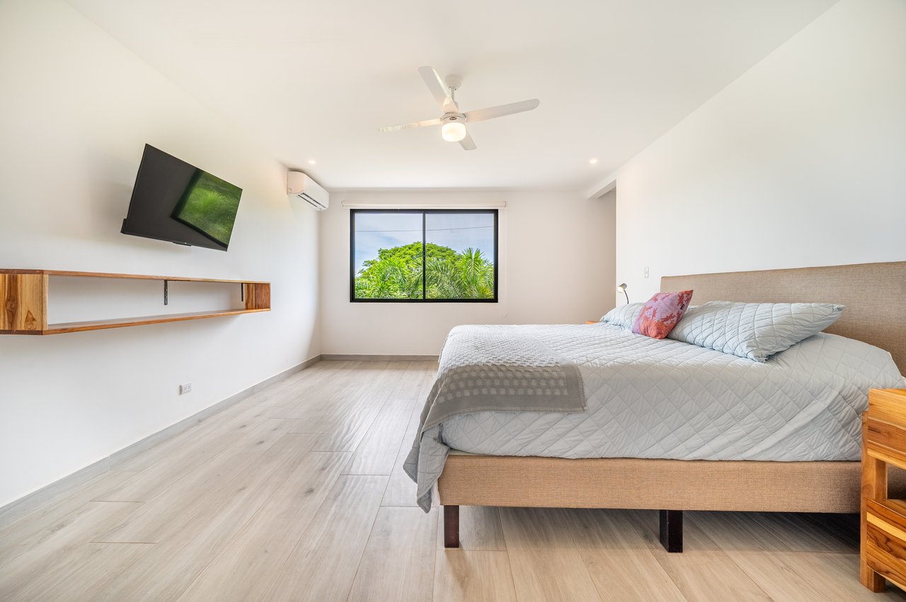 Casa Off shore | Spacious 6BR Home Steps from Tamarindo Beach & Town