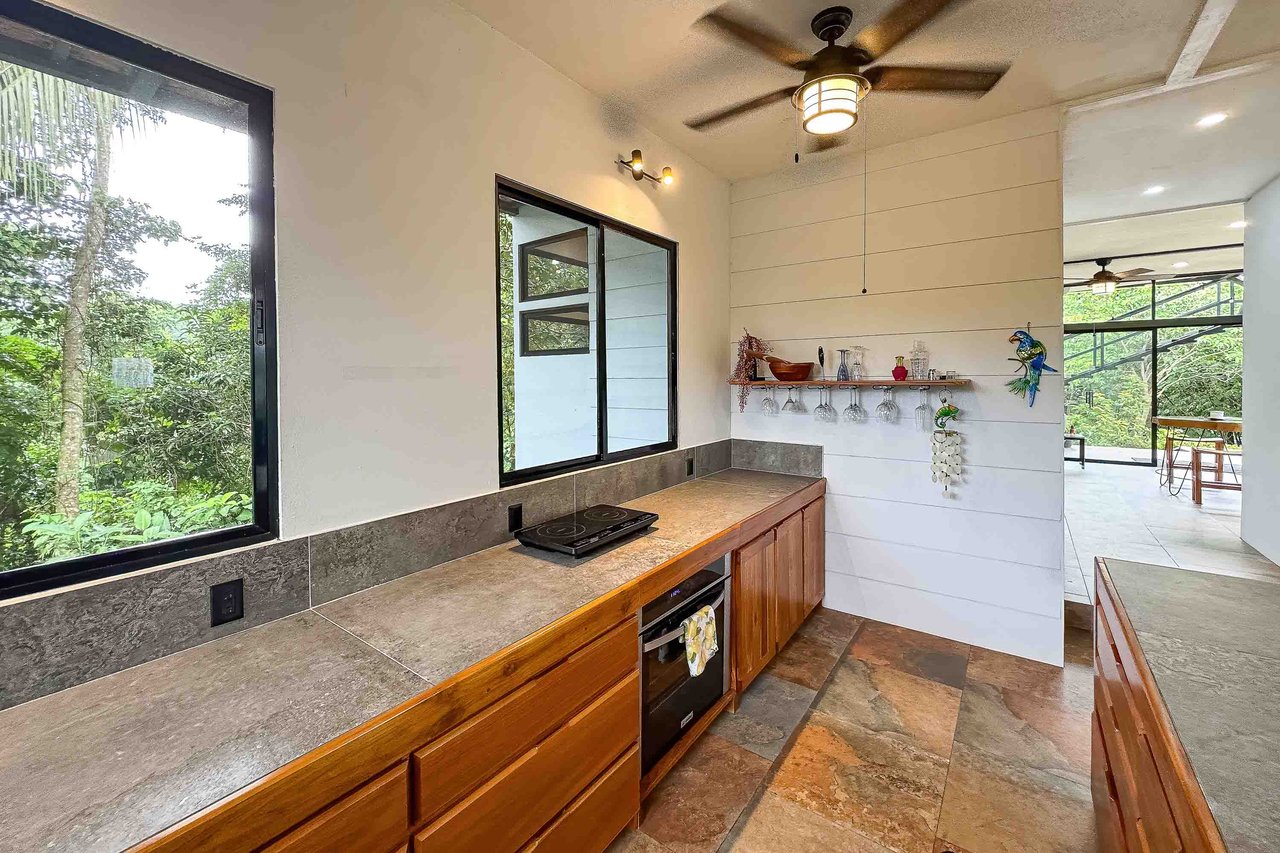 Mountaintop House Mountain View Home Gated Community