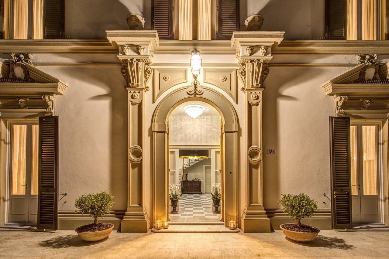 Breathtaking Villa with Contemporary Style on the Southern Coast of Tuscany