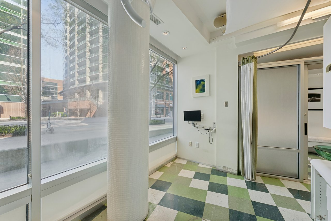 845 Spring Street NW Unit B