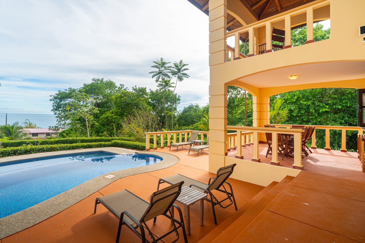 Classic Luxury at Casa Ceiba, Coastal Ocean View 4 Bedroom Home Near Uvita