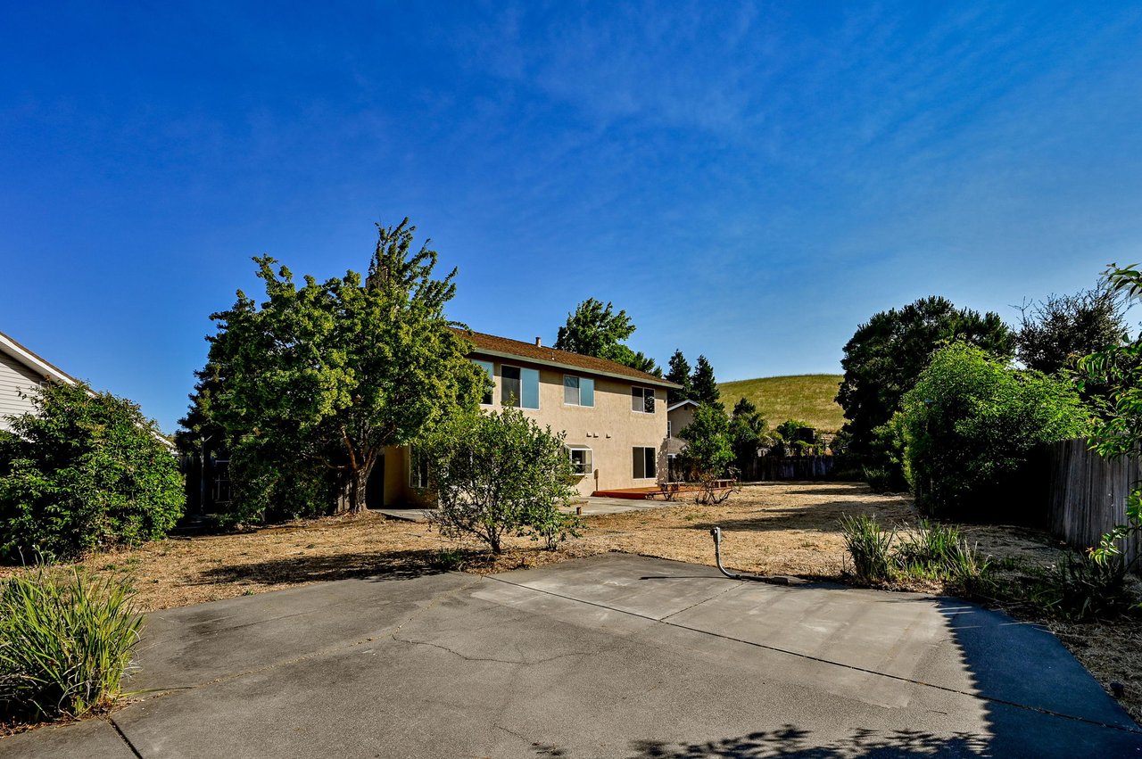 412 Duvall Ct, Benicia